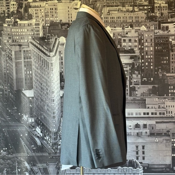 🎯SOLD🎯 Banana Republic Slim Fit Suit Jacket/Blazer NWT - Picture 3 of 10